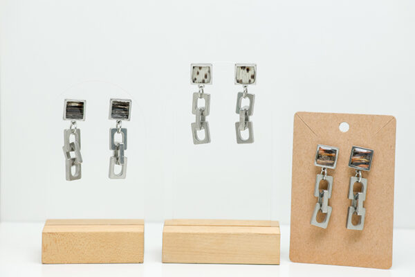 Chain Link Earrings - Image 3
